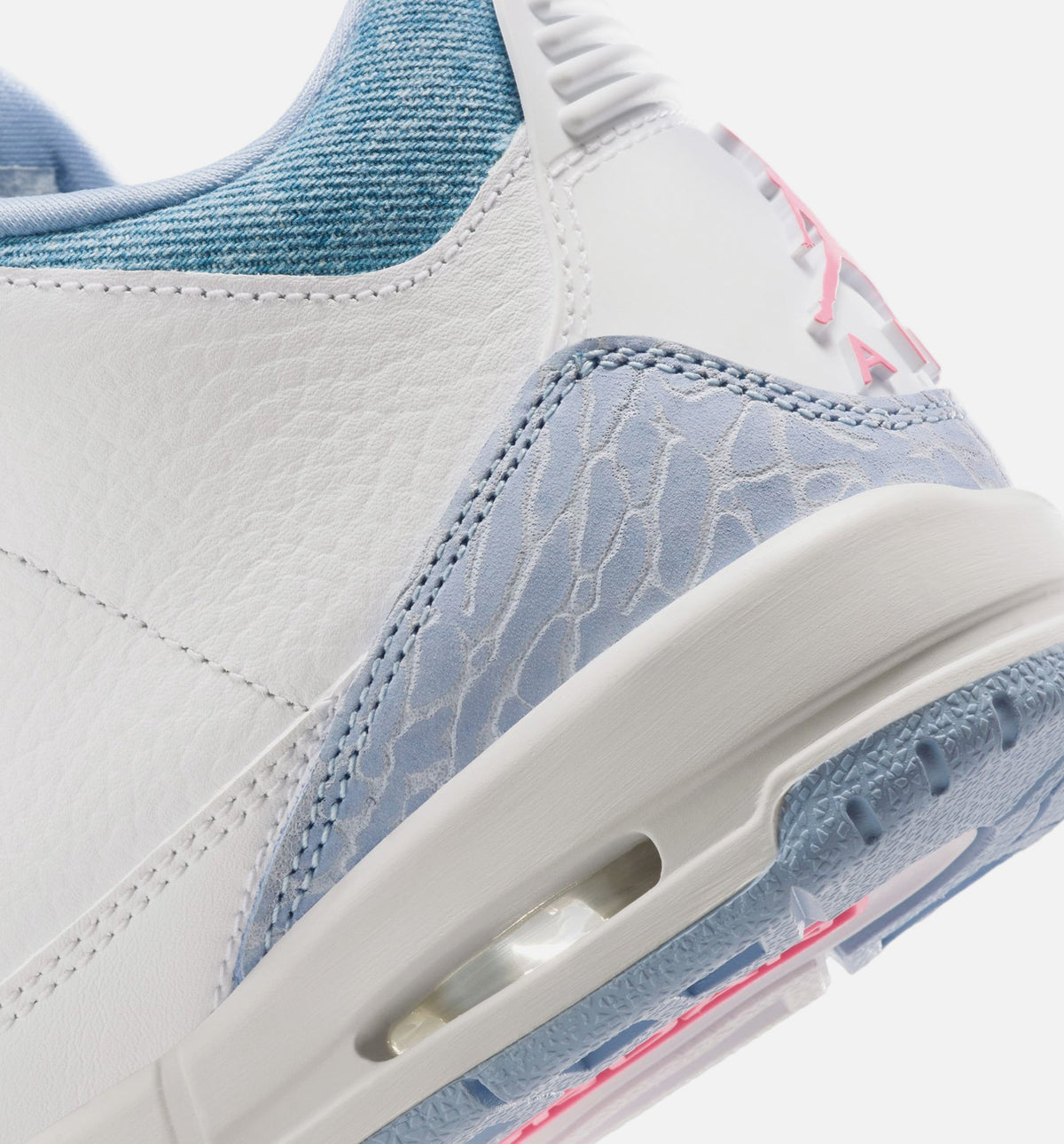 Air Jordan 3 Retro Cobalt Bliss Grade School Sneakers - White/Cobalt Bliss/Pink Glow